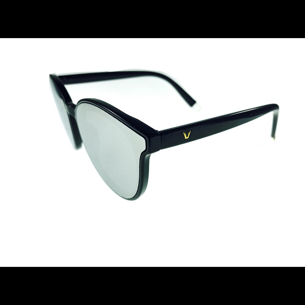 Women's sunglasses